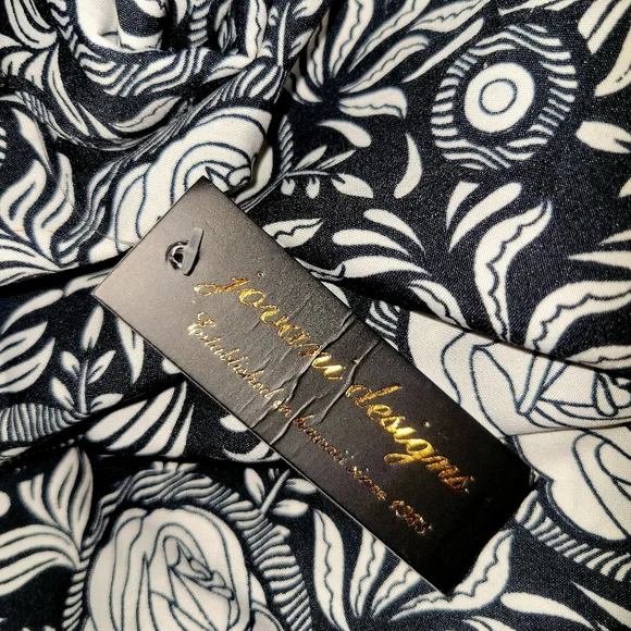 NWT Jovani Designs Hawaii wrap dress cover up - Picture 4 of 7